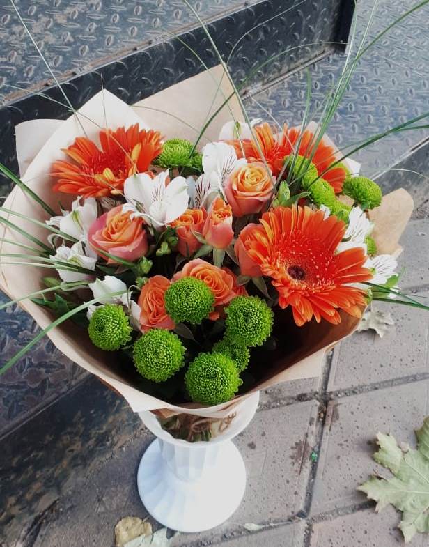 Букет цветов из: Герберы, Хризантемы, Альстромерии и Розы в Новописцово