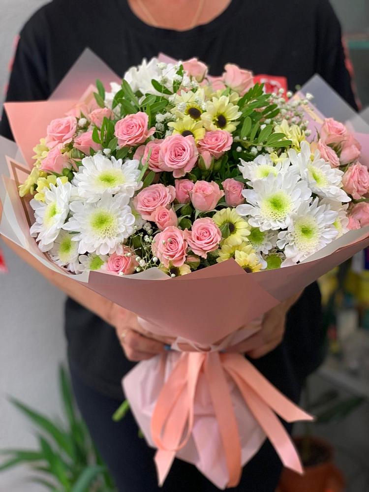 Букет цветов из: Розы и Хризантемы в Новописцово