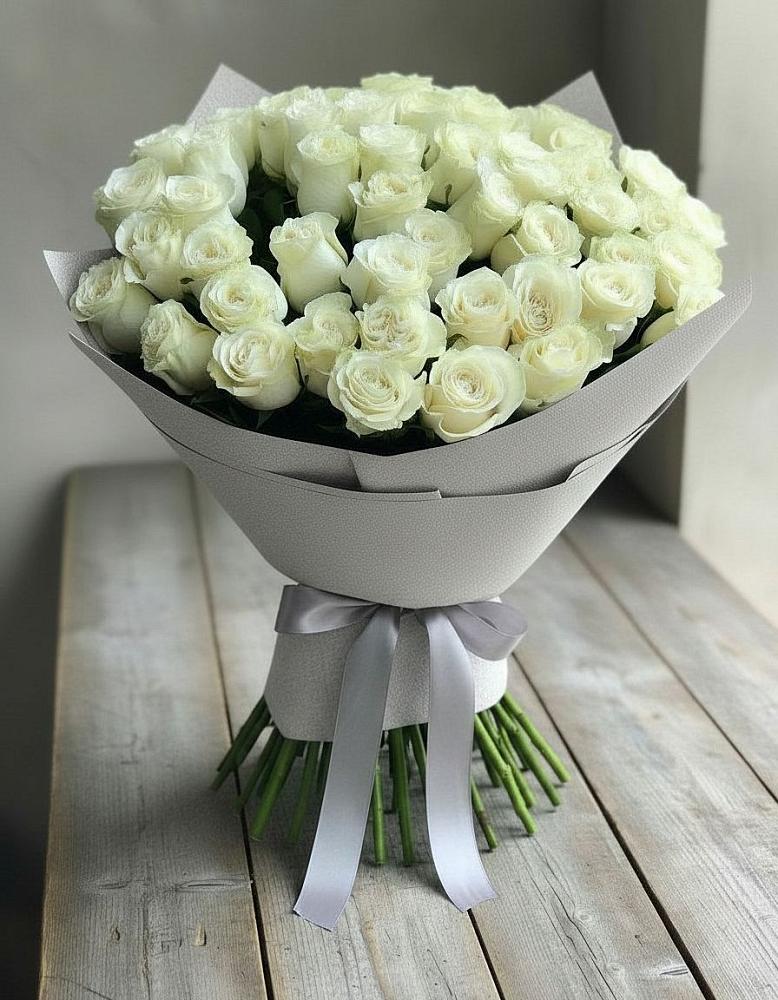Букет 35 Белых роз в Новописцово
