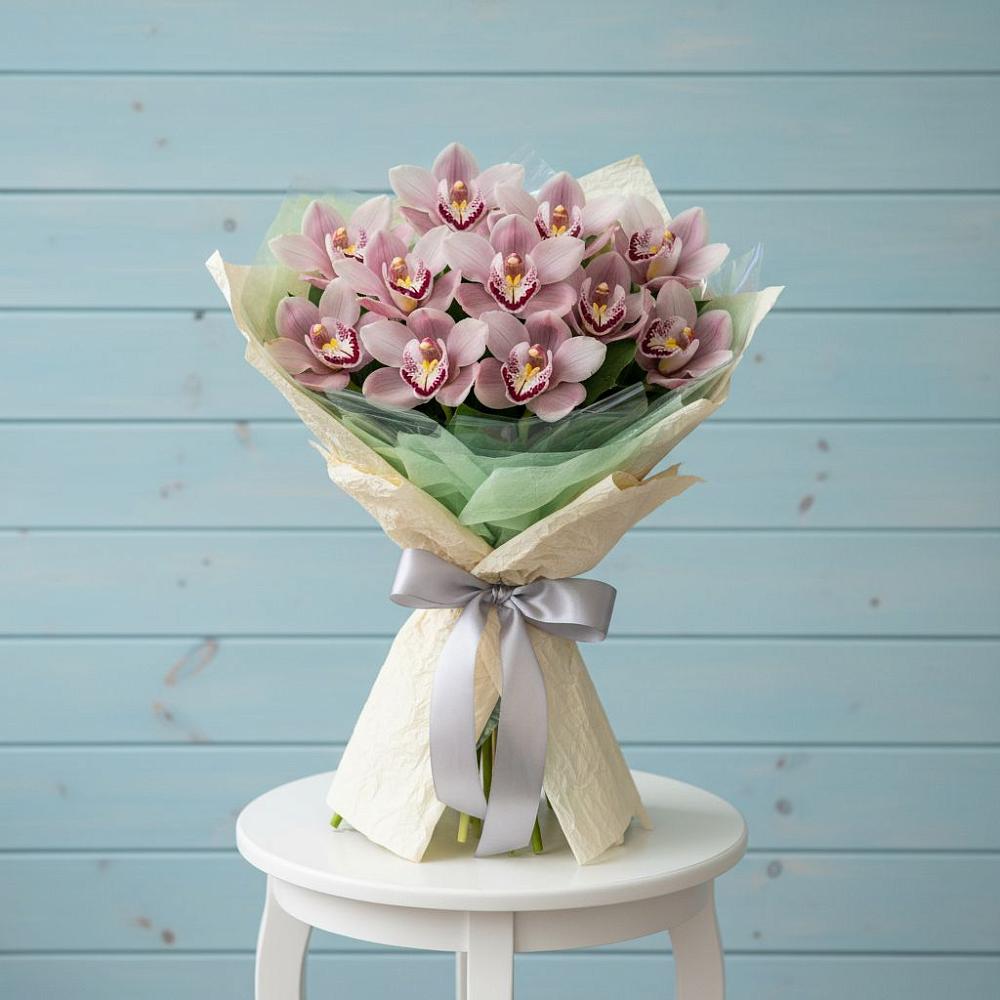 Букет цветов из: Орхидеи и Розы в Новописцово