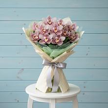 Букет цветов из:  Орхидеи и Розы в Новописцово