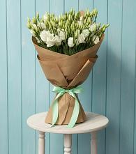 Букет цветов из:  Лизиантусы в Новописцово