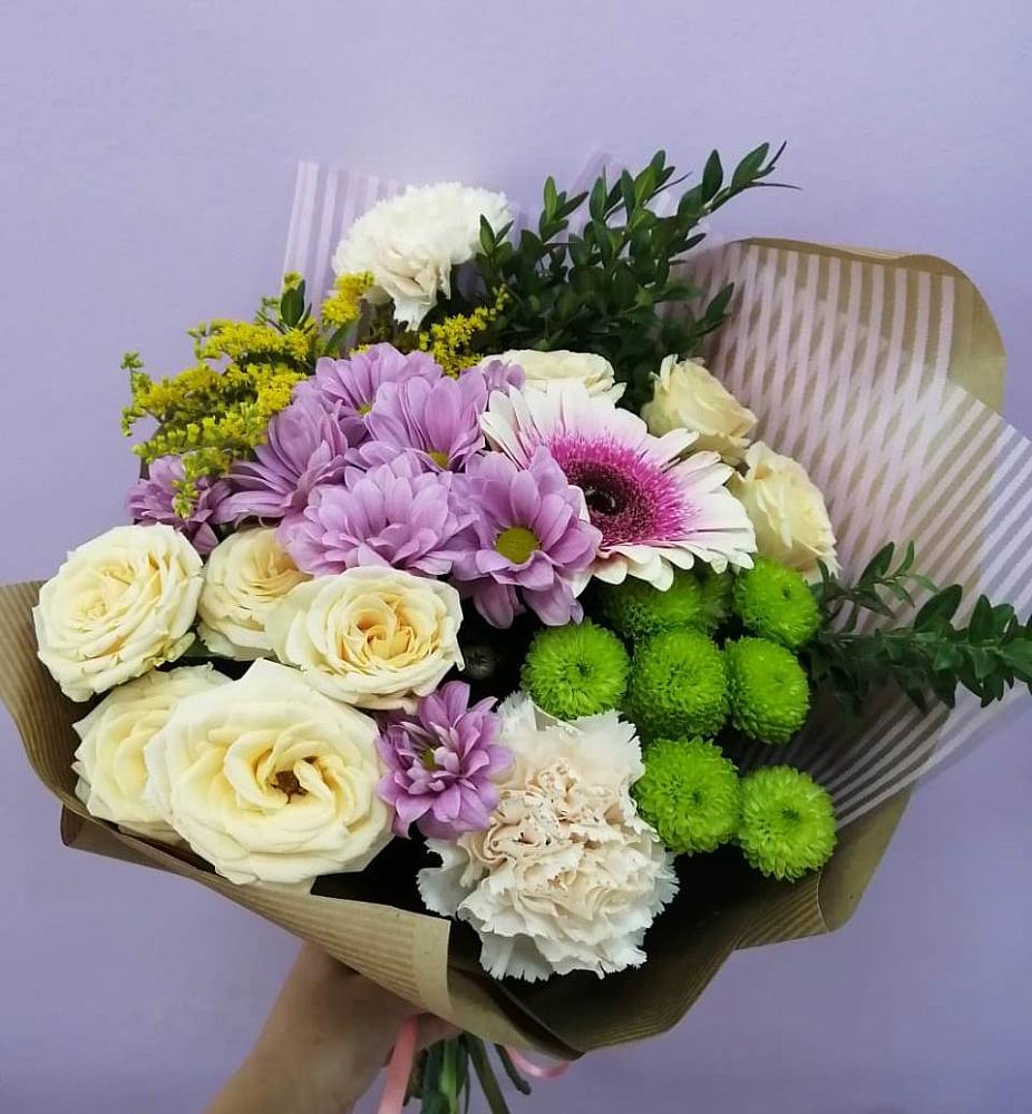 Букет цветов из: Хризантемы, Розы, Гвоздики и Герберы в Новописцово