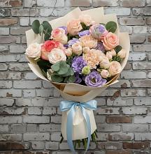 Букет цветов из:  Розы, Лизиантусы и Гвоздики в Новописцово